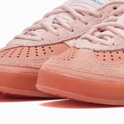 Gazelle Indoor 'Cabo Rojo'