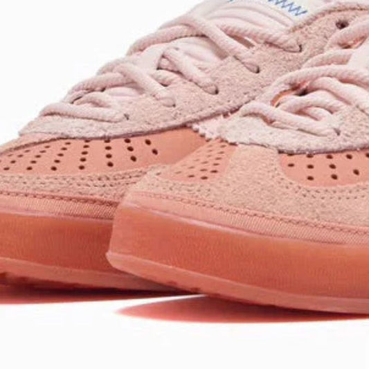 Gazelle Indoor 'Cabo Rojo'